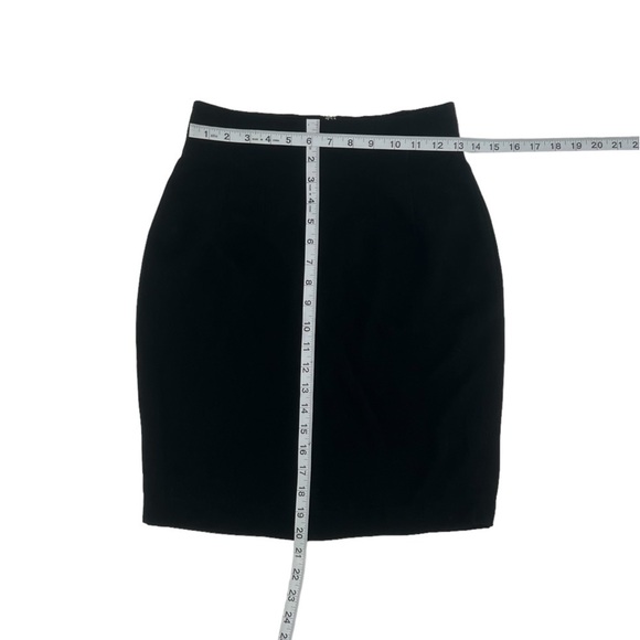 Le Ca Wear Black Pleated Back Slit Lined Skirt Size 38 Women's - Picture 5 of 5